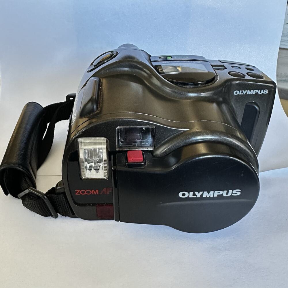 Vtg Olympus Infinity SuperZoom 330 AF Point & Shoot 35mm Film Camera Works